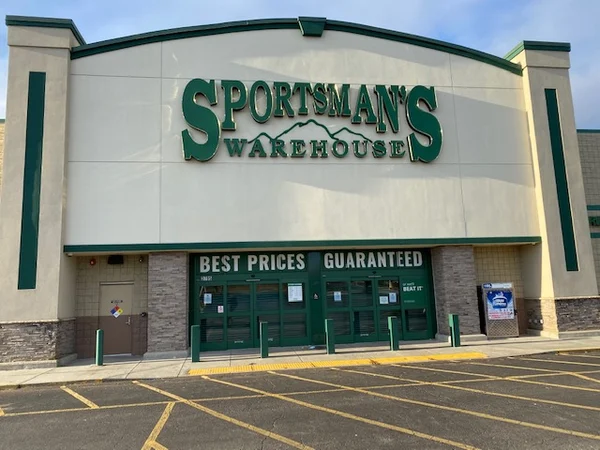 Sportsman's Warehouse Beats Q2 Estimates as Firearms Lead Category Growth